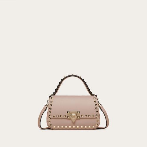  VALENTINO華倫天奴 22年秋冬 女士 手提包 Petit sac a main Rockstud en veau graine 1W2B0I5