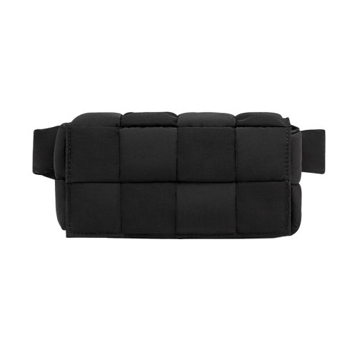 Bottega Veneta/葆蝶家 22新款 男士迷你黑色尼龍翻蓋磁扣開合腰包679763VBO808803