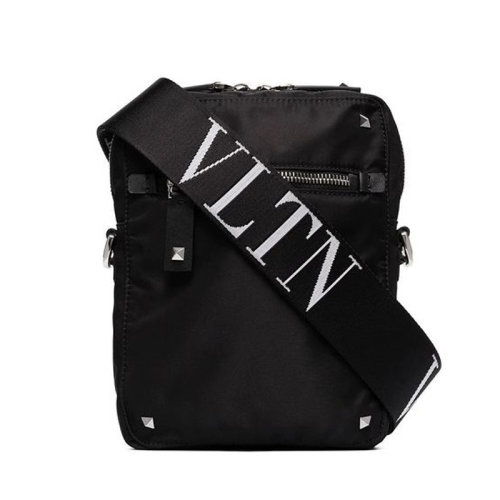 Valentino/華倫天奴 男包男士黑色聚酰胺時(shí)尚簡(jiǎn)約品牌字母郵差單肩斜挎包 UY2B0662RPY 0NO