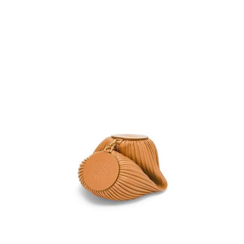  LOEWE羅意威 22年秋冬 女士 單肩包 Bracelet pouch in nappa calfskin A912P84X08-2586