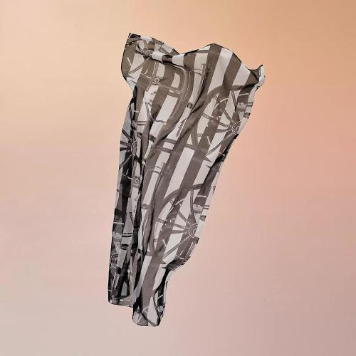  HERMES愛馬仕 22年秋冬 女士 披肩 Pareo imprime ??Berlines Bayadere?? H2E3300DM0200