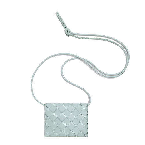 Bottega Veneta/葆蝶家 22春夏新款 女士水洗青色I(xiàn)ntrecciato編織皮革配背帶翻蓋卡包689527VCPP33902