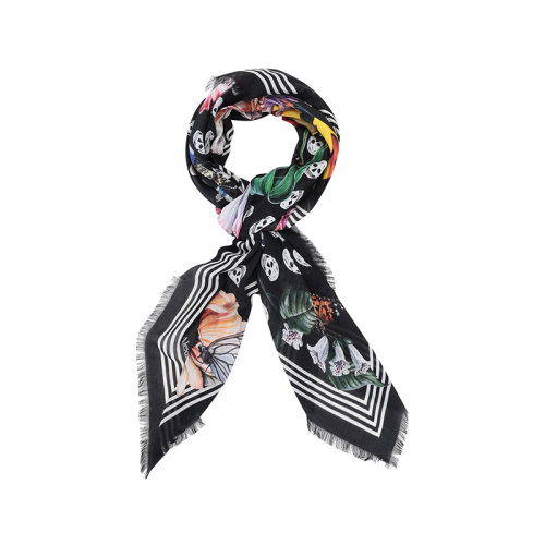 Alexander McQueen/亞歷山大麥昆  女士莫代爾纖維圍巾披肩 666152 3418Q