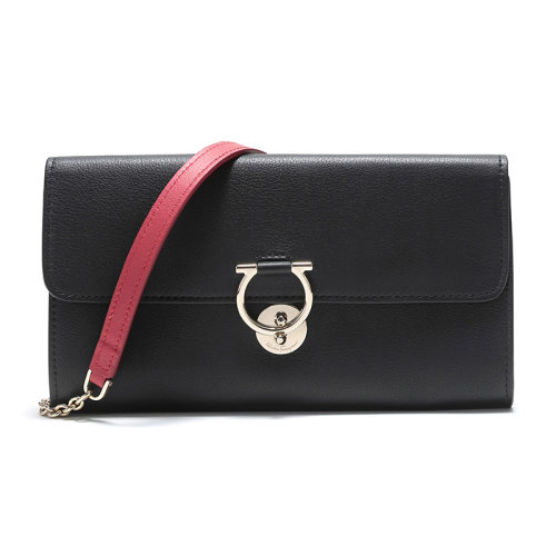 Salvatore Ferragamo/菲拉格慕 女士牛皮單肩斜挎包手拿包 22D265