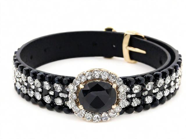 水晶帶久了為什么會黑