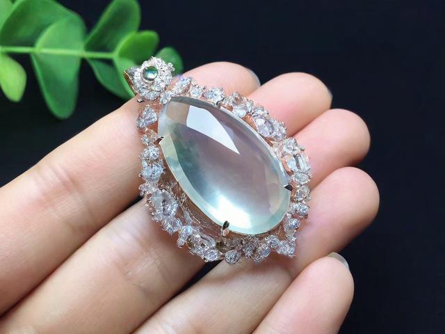 為什么水晶不是玉石？