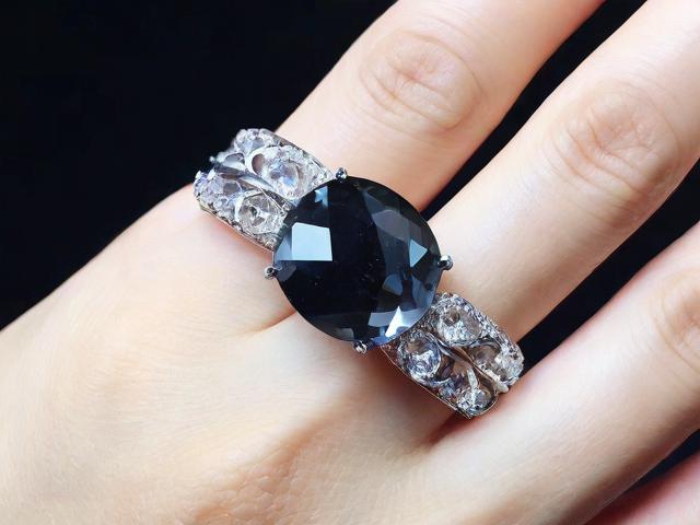 為什么墨水會變成水晶？原因分析及解釋