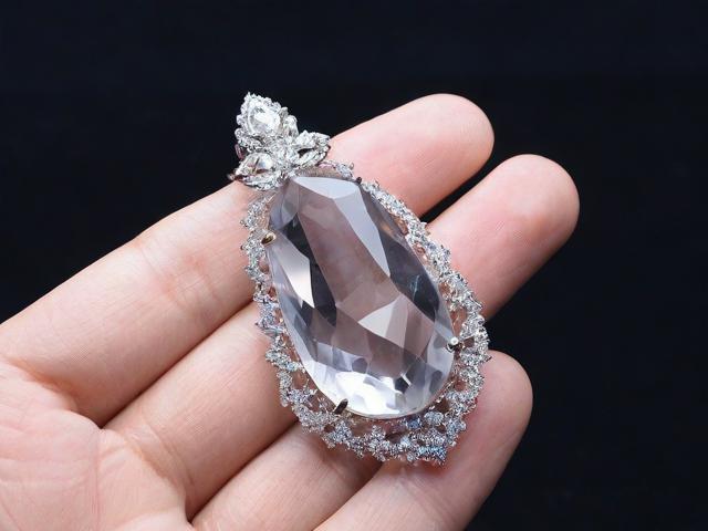 為什么老水晶價(jià)格便宜？