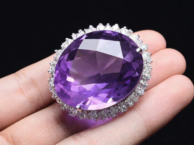 為什么紫水晶比白水晶貴？